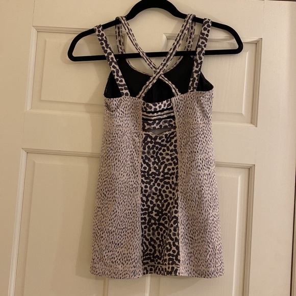 Lululemon Tank - Picture 3 of 4